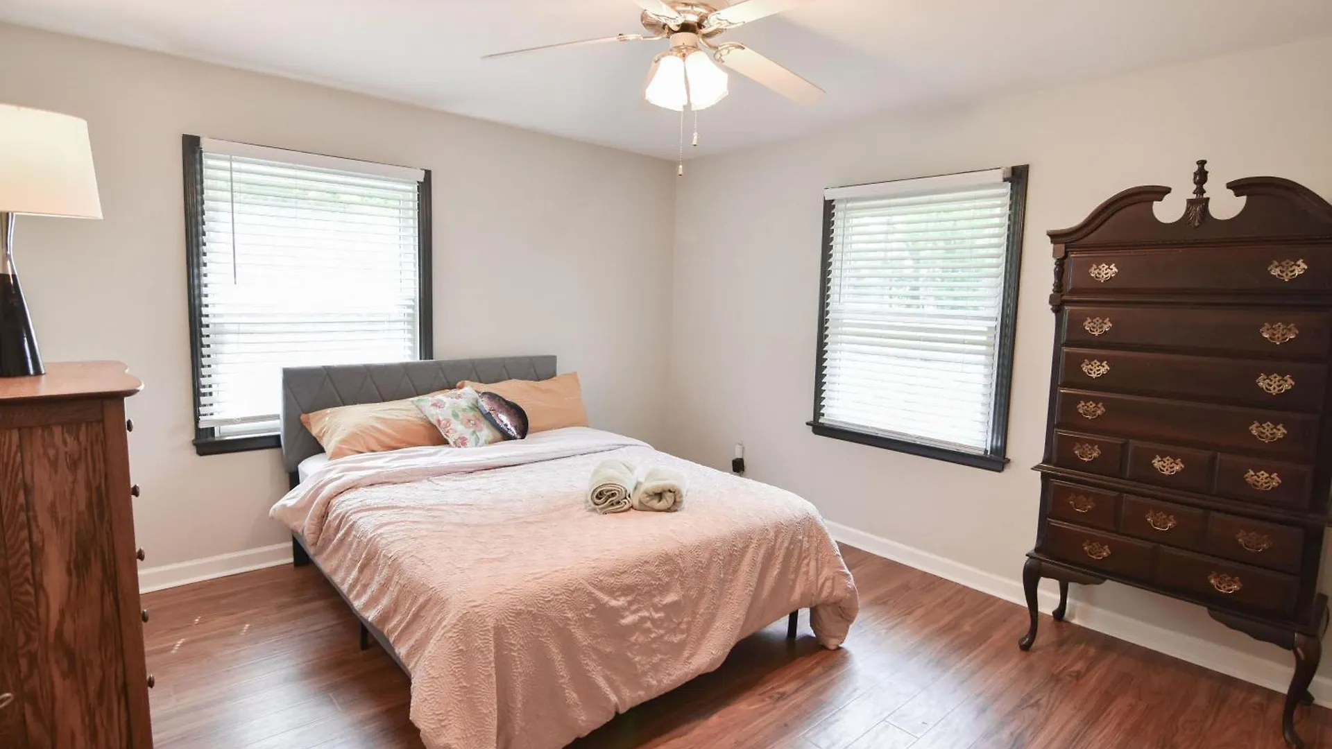 Holiday home Cozy 2Br 2Ba 5 Min To Lake 20 Min To Downtown Clt Charlotte